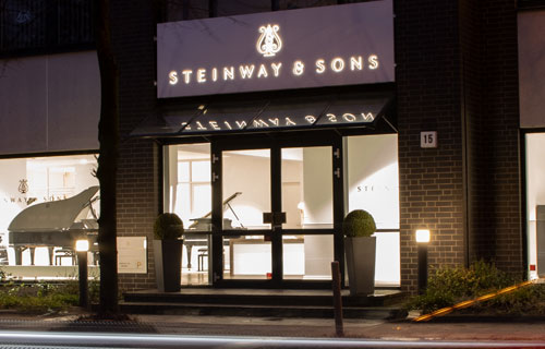 Flügel und Klaviere bei Steinway & Sons Hamburg kaufen